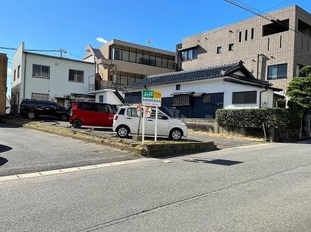 ＊＊＊店舗西側にも共同駐車場がございます＊＊＊